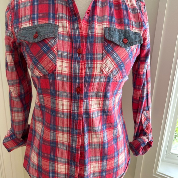 Passport Red and Blue Plaid Button Down Shirt Size Medium - Picture 1 of 5